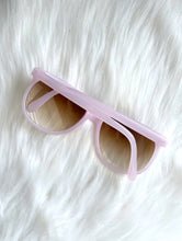 Load image into Gallery viewer, Vintage Baby Pink Oversized Sunglasses