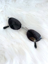 Load image into Gallery viewer, Vintage Y2k Silver Decorative Bridge Dark Tinted Sunglasses