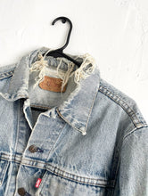Load image into Gallery viewer, Vintage 90s Distressed Light Wash Levi's Denim Jacket
