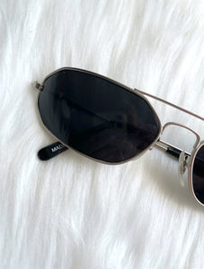 Vintage 90s Silver Frame Aviator Sunglasses