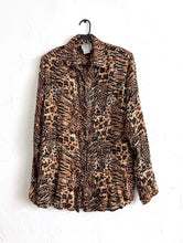 Load image into Gallery viewer, Vintage Textured Animal Print Button Down