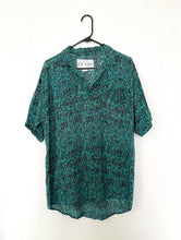 Load image into Gallery viewer, Vintage 90s Blue and Green Printed Button Down Top