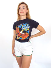 Load image into Gallery viewer, Vintage 70s High-Waisted White and Kelly Green Gym Shorts -- Size Small
