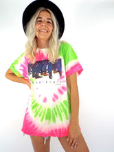Load image into Gallery viewer,  Vintage 80s Neon Pink and Green Tie Dye Dallas, Texas Tee
