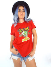 Load image into Gallery viewer, Vintage 70s Funny Red Pisces Zodiac Sign Tee
