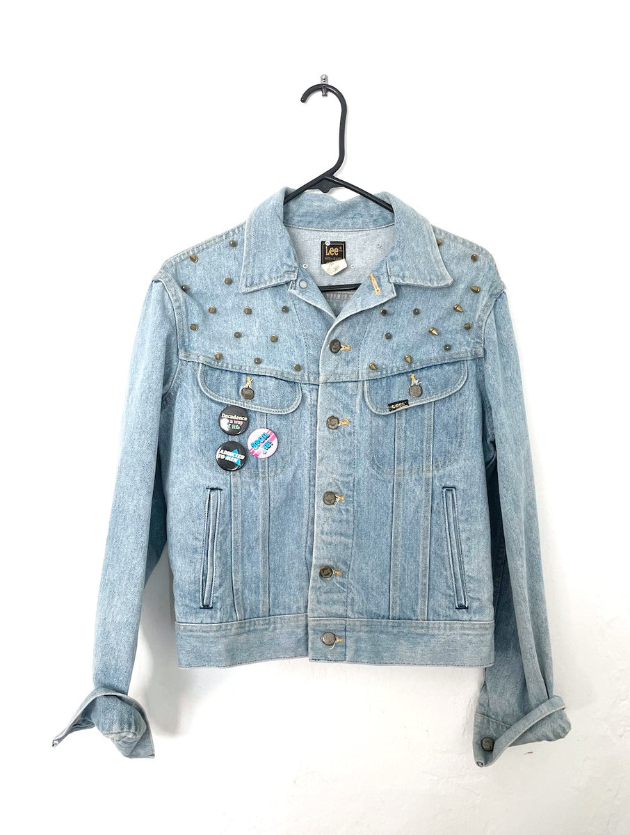 Vintage Levi's Denim Jacket With Pin | Kindred Black