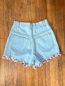 Vintage 90s Floral Print Ruffle High-Waist Shorts -- Size 28