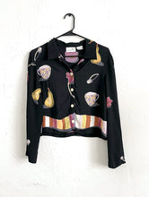 Load image into Gallery viewer, Vintage 90s Printed Cropped Button Down
