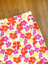 Load image into Gallery viewer, Vintage 90s Gap Pink and Orange Floral Print Mini Skirt - Size 28