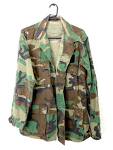 Load image into Gallery viewer, Vintage Oversized Camouflage Print Army Jacket - Size Small/Medium