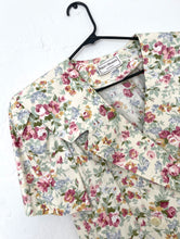Load image into Gallery viewer, Vintage 80s Cabbage Rose Print Peplum Top
