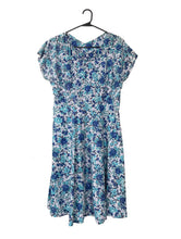 Load image into Gallery viewer, Vintage 70s Long Blue Floral Print Dress