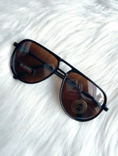 Load image into Gallery viewer, Vintage 80s Black and Amber Aviator Sunglasses Dad Retro