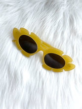 Load image into Gallery viewer, In Bloom Yellow Flower Sunglasses