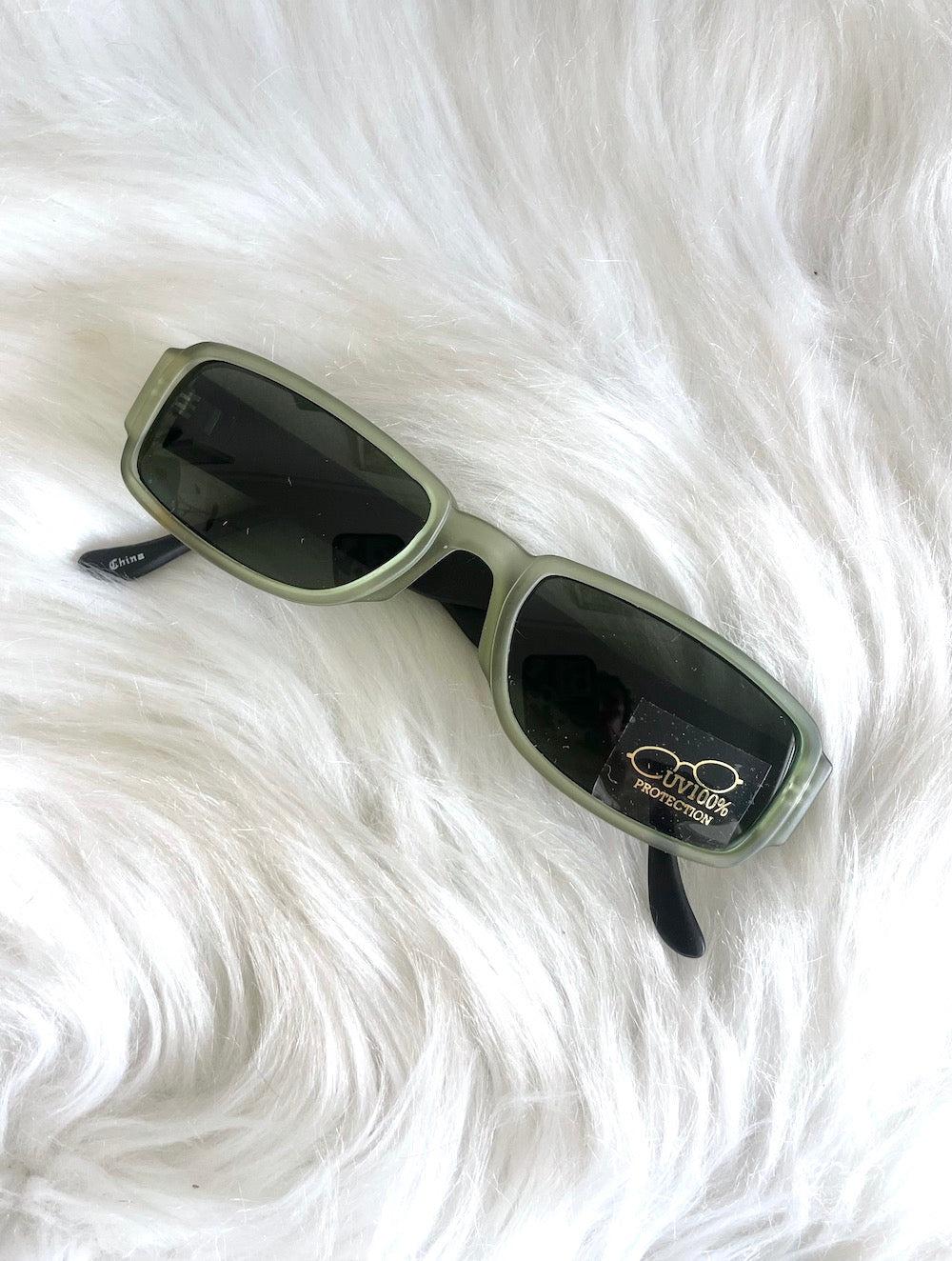 Vintage Y2K Frosted Green and Black Rectangular Sunglasses