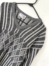 Load image into Gallery viewer, Vintage 80s Grey Diamond Print Slouchy Sweater