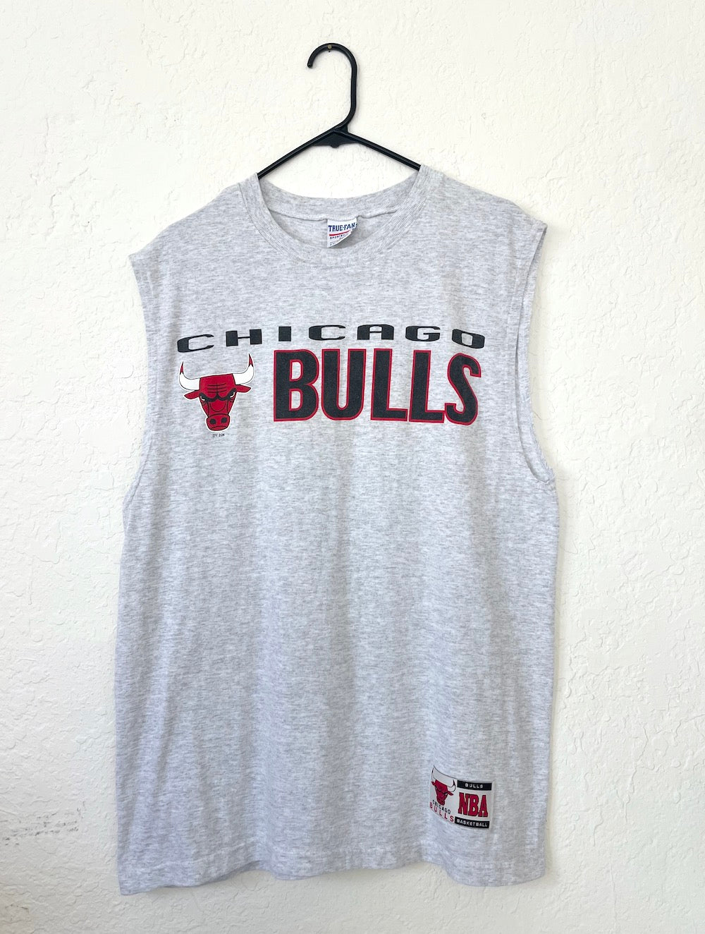 Vintage 90s Grey Chicago Bulls Sleeveless Tee Tank NBA Retro