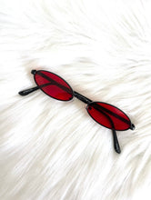 Load image into Gallery viewer, Gillian Skinny Oval Red and Black Wire Frame Sunglasses