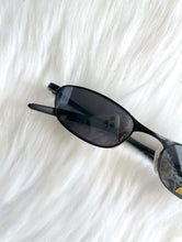 Load image into Gallery viewer, Vintage Y2k Black Reflective Tinted Sunglasses