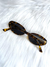 Load image into Gallery viewer, Skinny Oval Translucent Tortoiseshell Sunglasses
