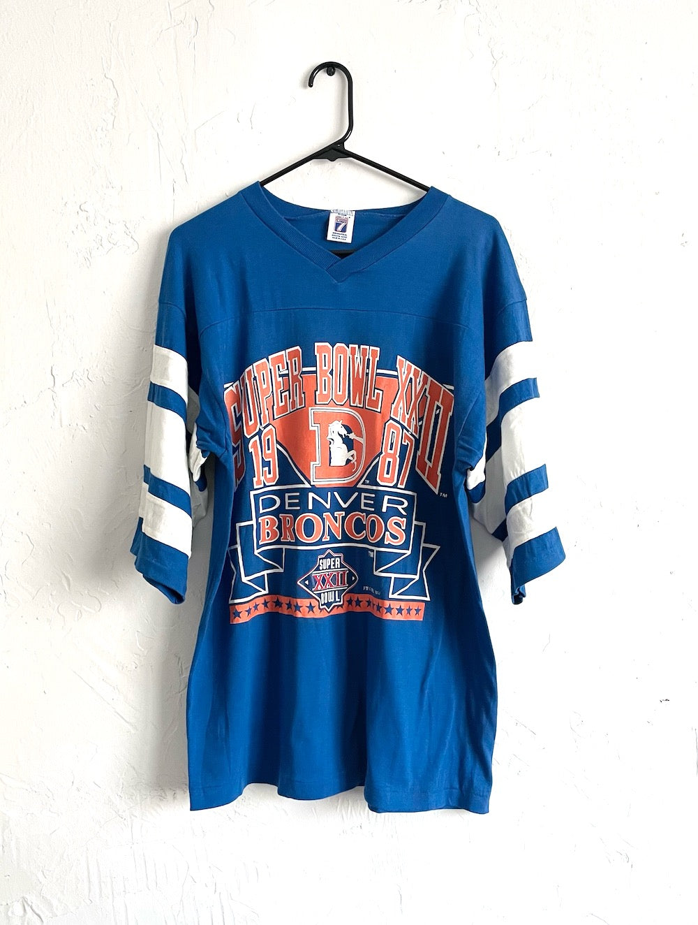 Vintage 80s Denver Broncos Blue and White Striped Sleeve Super Bowl Te –  Total Recall Vintage