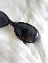 Load image into Gallery viewer, Vintage Y2K Matte Black Oval Dark Tinted Sunglasses Club Rave 2000s