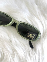 Load image into Gallery viewer, Vintage Y2K Frosted Green and Black Rectangular Sunglasses