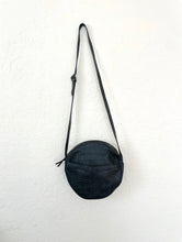 Load image into Gallery viewer, Vintage 80s Black Round Leather Alligator Shoulder Bag