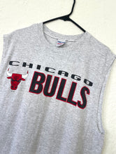 Load image into Gallery viewer, Vintage 90s Grey Chicago Bulls Sleeveless Tee Tank NBA Retro