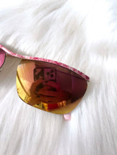 Load image into Gallery viewer, Vintage 80s Marbled Pink Trim Reflective Sunglasses Diva Glam France Metal