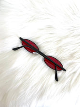 Load image into Gallery viewer, Gillian Skinny Oval Red and Black Wire Frame Sunglasses