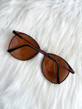 Load image into Gallery viewer, Vintage Brown and Black Round Oversized Sunglasses