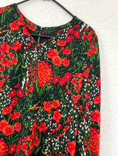 Load image into Gallery viewer, Vintage 70s Long Sleeve Floral Print Dress