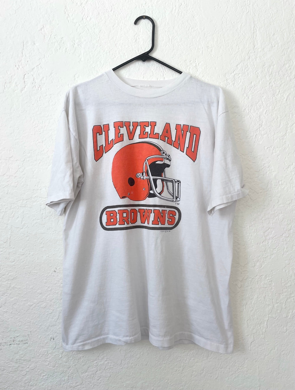 Vintage 90s Cleveland Browns Helmet Tee NFL Retro Football Sports
