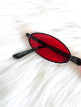 Load image into Gallery viewer, Gillian Skinny Oval Red and Black Wire Frame Sunglasses