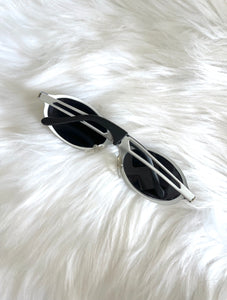 Vintage Y2K Silver Oval Dark Tinted Sunglasses