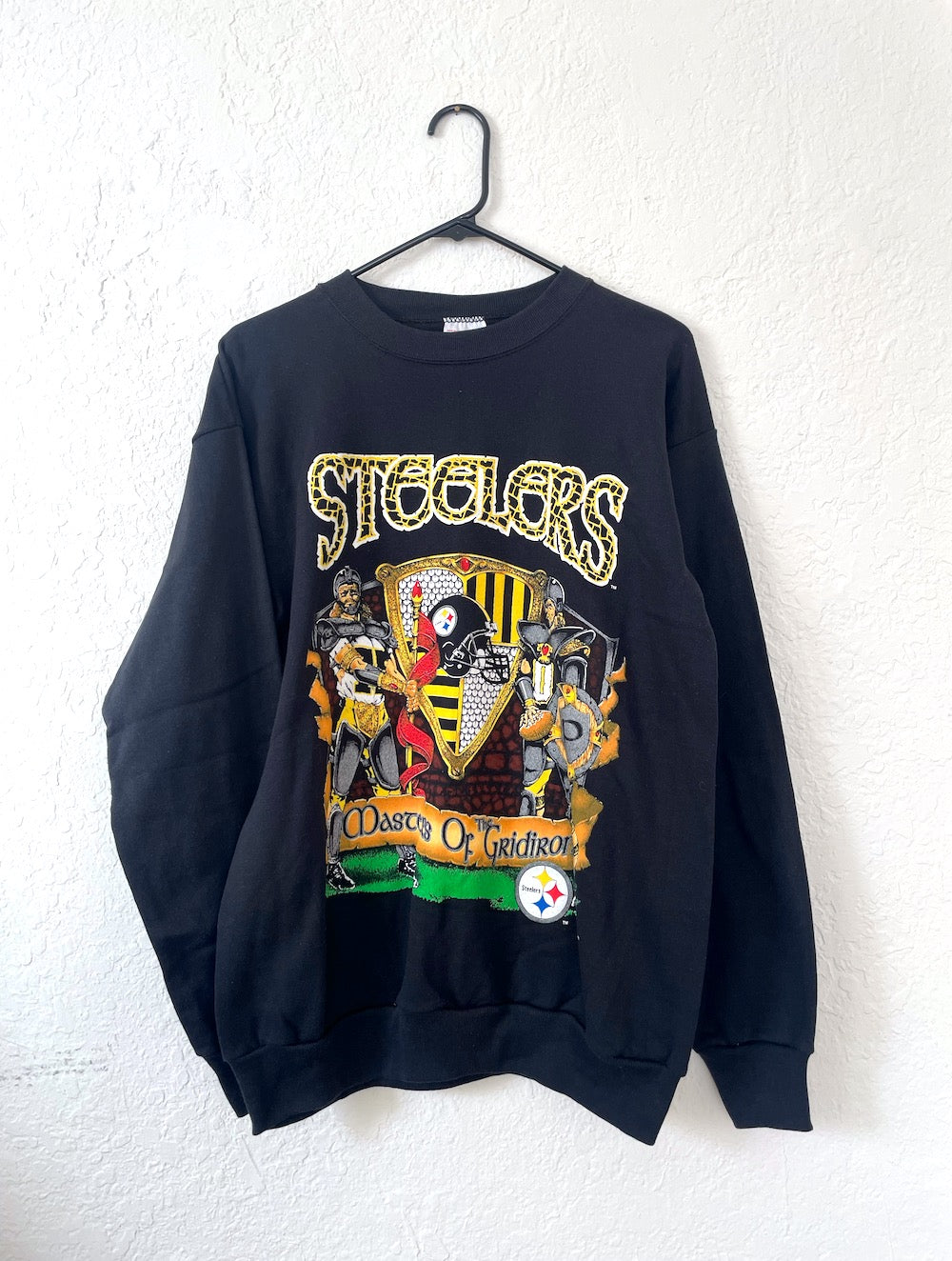 Vintage 90s Pittsburgh Steelers Masters of the Gridiron Knight Design Crewneck Sweatshirt