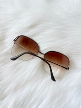 Load image into Gallery viewer, Vintage 80s Rose Gold and Brown Ombre Tint Oversized Sunglasses Retro Glam