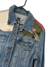 Load image into Gallery viewer, Vintage 90s Patchwork Design Medium Wash Denim Jacket Y2k