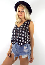 Load image into Gallery viewer, Vintage 80s Silk Black and Silver Square Design Sequined Crop Top