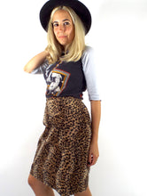 Load image into Gallery viewer, Vintage 90s High-Waist Fuzzy Leopard Print Pencil Skirt -- Size 28