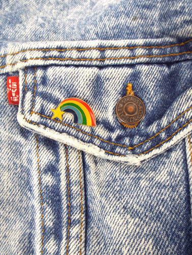 Vintage 70s Rainbow Shooting Star Enamel Pin