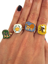 Load image into Gallery viewer, Vintage 70s Gold Tone Adjustable Zodiac Sign Rings - Gemini, Cancer, Leo, Virgo