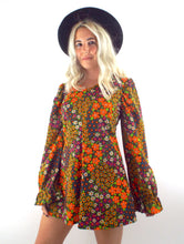 Load image into Gallery viewer, Flower Power Vintage 70s Floral Print Mini Dress
