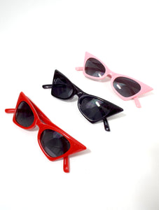 Donna Cat Eye Sunglasses - Solid