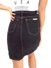 Load image into Gallery viewer, Vintage 90s Black High-Waist Denim Pencil Skirt -- Size 26