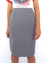 Load image into Gallery viewer, Vintage 90s High-Waist Black and White Gingham Print Pencil Skirt-- Size 26