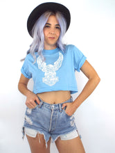 Load image into Gallery viewer, Vintage 80s Harley-Davidson Baby Blue and White Eagle Cropped Tee