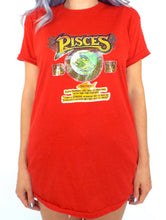 Load image into Gallery viewer, Vintage 70s Funny Red Pisces Zodiac Sign Tee