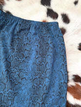 Load image into Gallery viewer, Vintage 90s High-Waist Blue Snake Print Skirt -- Size Medium